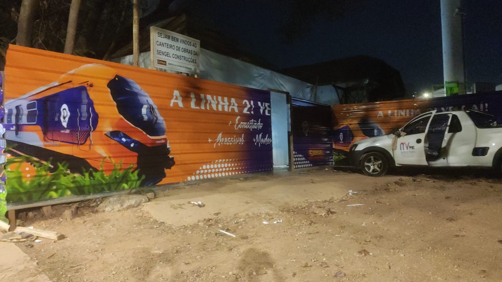 Tapumes - MV Print BH